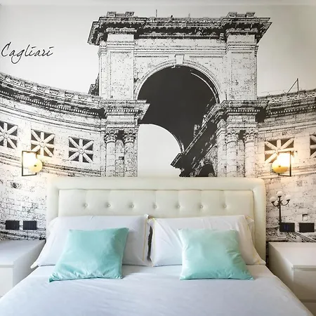 Eleonore Elegant بيت ضيافة كالياري